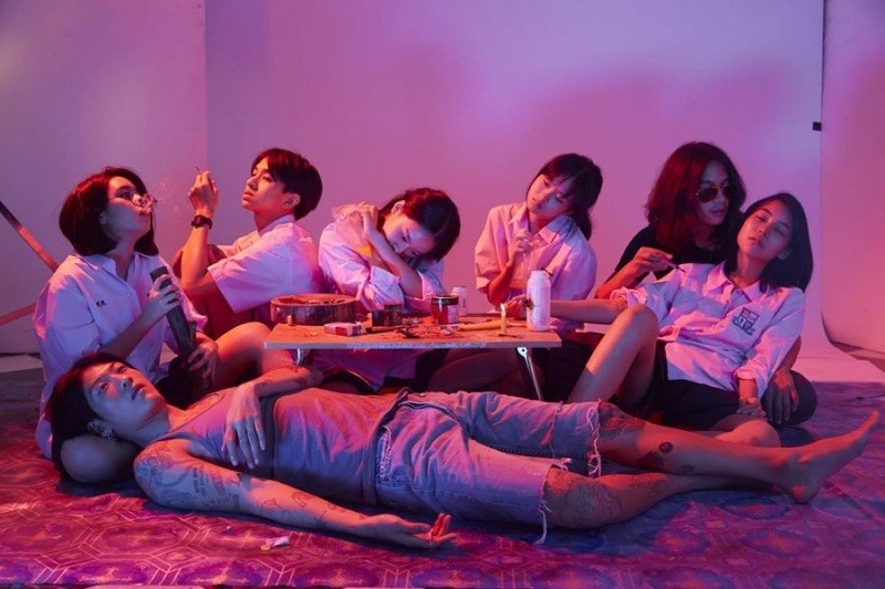 Điều Đáng Tiếc - Daughters (2020)